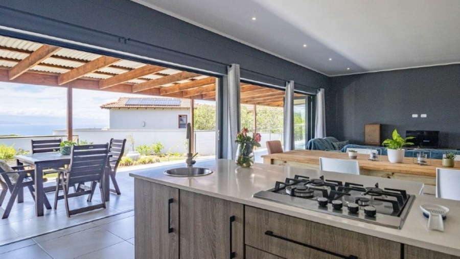 3 Bedroom Property for Sale in Whale Rock Heights Western Cape